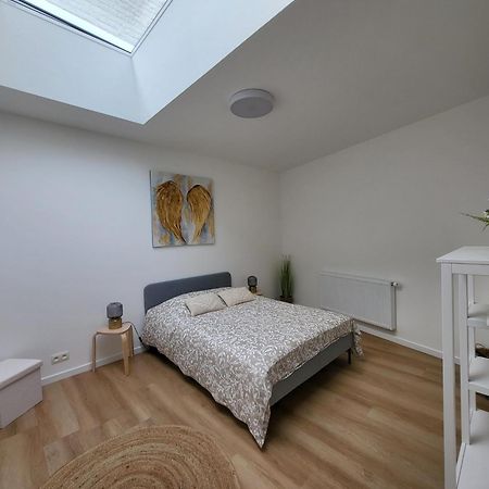 בריסל Private Rooms - European Quarter מראה חיצוני תמונה