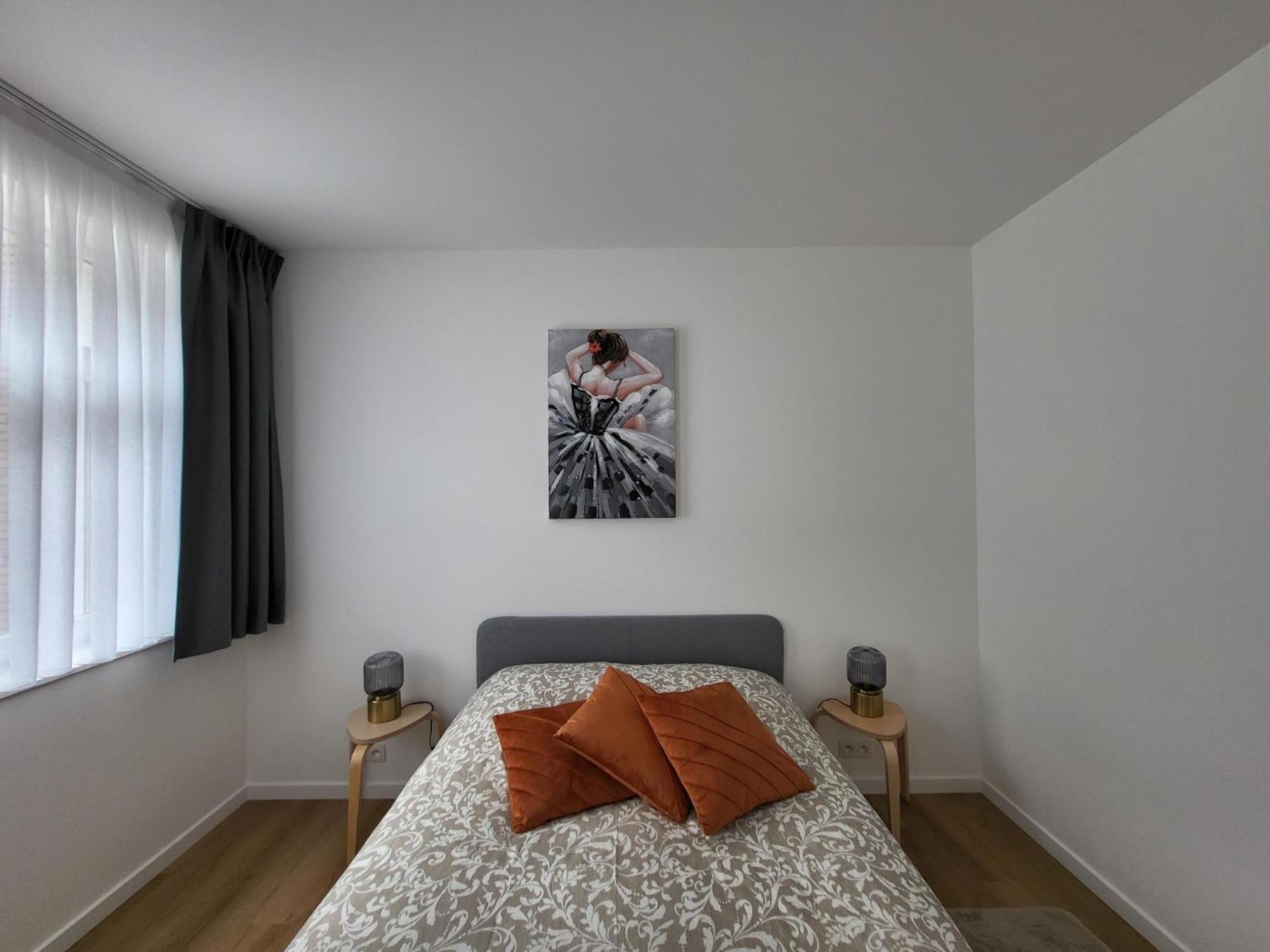 בריסל Private Rooms - European Quarter מראה חיצוני תמונה